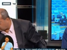 النائب أحمد الطيبي يغادر الاستوديو غاضبًا