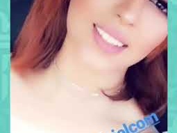 سهيلة بن لشهب تستمع وتردد أغنية Vida Loca للفنان الجزائري الشاب بلال