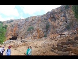 قيسارية فيلبي المكان الذي تسلّم فيه بطرس مفاتيح ملكوت السماوات