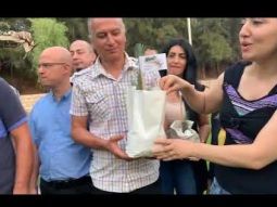 الوداع بعد اللقاء التحضيري الأول لمبادرة تشجير لبنان في جامعة الشرق الأوسط