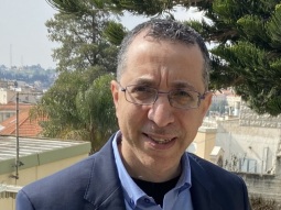 هل تقبل الكنائس العربية في الشرق العهد القديم؟  القس د. حنا كتناشو