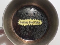 ماذا يحصل عندما تغلي ال Diet Coke