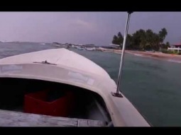 القارب الزجاجي - سريلانكا