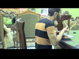 شادي سرور - لما تكون بتاكل مع امك و تلاقي حاجه في الاكل At Restaurant Vs. At Home