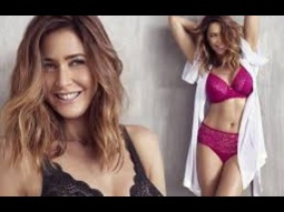 Lisa Snowdon, 43, looks sensational as she strips off to reveal her perfectly toned body in new Triumph campaign - فيديو Dailymotion