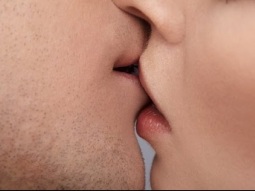 حقائق عن التقبيل