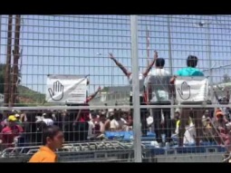 فيديو صادم من مخيّم اللاجئين في ليسبوس...