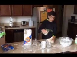 How to make Pizza in 30 seconds - Rami Mansour
