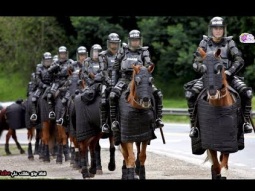 لماذا لا تزال الشرطة تركب الخيول في بعض الدول المتقدمة ؟!