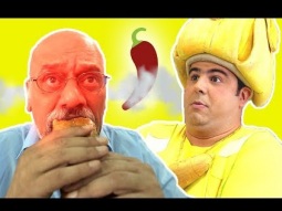 فوزي موزي وتوتي والساندويش الحار The hot sandwich