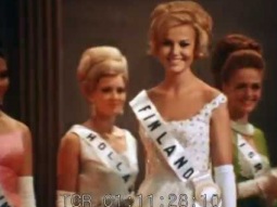 CROWNING MOMENT: Miss Universe 1965