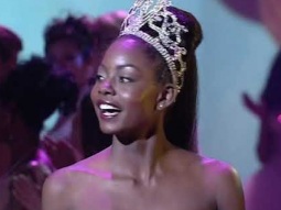 1999 Miss Universe: Crowning Moment