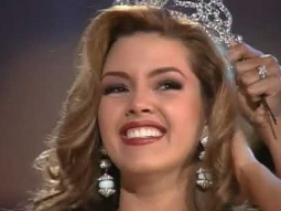 CROWNING MOMENT: Miss Universe 1996