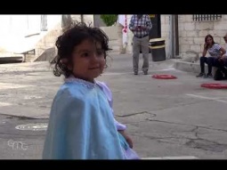 في شوارع القدس لطلب شفاعة مريم العذراء