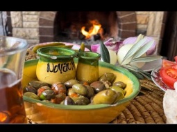 Pressing olives - طريقة كبس الزيتون الاخضر