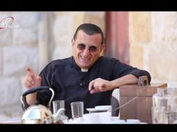 يللي منجمعوا بالعيد نلاقيه في أيامنا الصعبة - صندوق الخوري