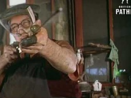 Satisfying Sword Making (Vintage) #shorts #satisfying #craft  #interesting