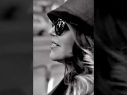 ولو شفتك أنا.. أسلم عليك عادي ❤️ سميرة سعيد