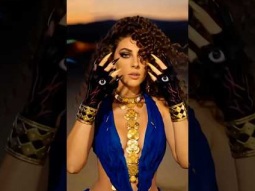 All eyes on the queen this #Halloween