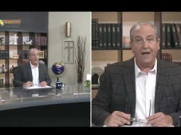 الكتاب مليء بالمعجزات والآيات الخارقة التي تبرهن على صحته