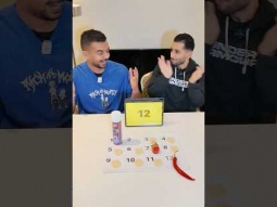 وأنت تاكل مزعج 