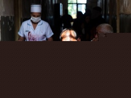 على كرسيّ الانتظار - قصة قصيرة