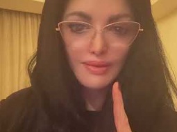 نضال الاحمدية: انقذوا الشيعة من الذل.. يا من سرقتم أموالهم