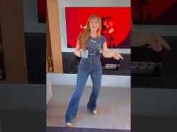 #Tammeni from my home  #CaroleSamaha #طمني