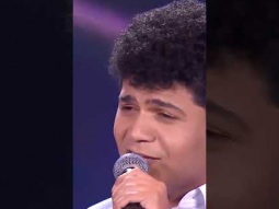 برهم يشعل المسرح بأغنية "أنا أنا"  #xfactormiddleeast #shorts