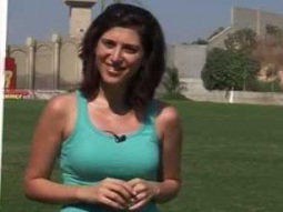 حنين حصري لاعبة كرة قدم - حوار في الميدان مع عرين شحبري