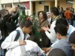 تزيين شجرة الميلاد في مدرسة الزهراء الناصرة