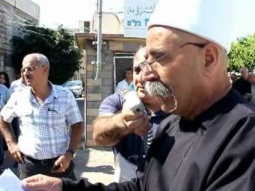 الشيخ يوسف ابو عبيد في التظاهرة الاحتجاجية بحق الرسول عليه السلام