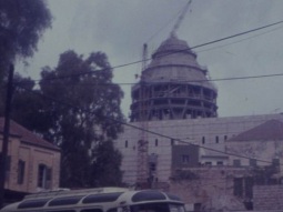 بازيليكا البشارة في الناصرة  وهي هيكل  - الستينات