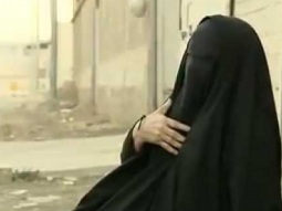 إمرأة سعودية تتمنى لحم حمار من شدة الفقر