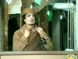 كوميدى: معمر القذافي قبل الخطاب بلحظه